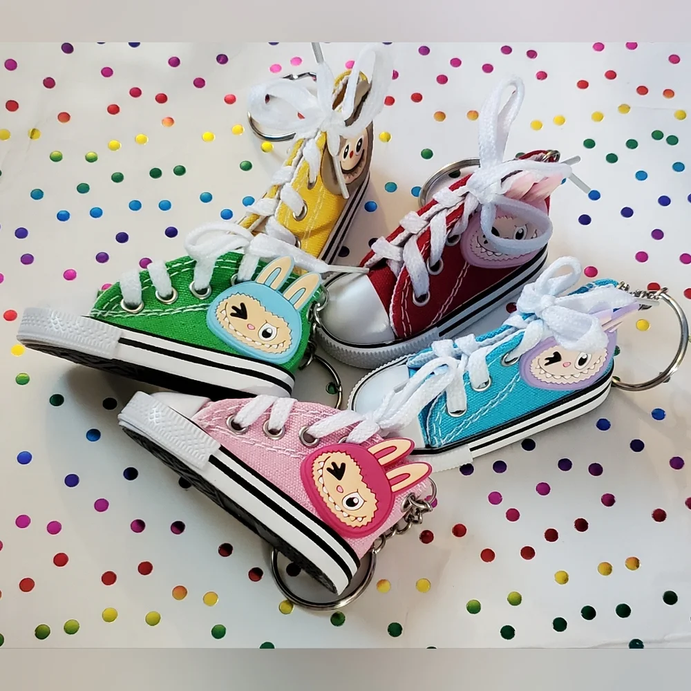 Shoe Sneaker Keychains, Bagcharm-NEW-ONE For $15💥💥💥 - Picture 6 of 6